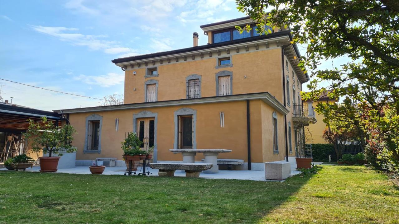 Appartamento Modenese 8 เปสเคียรา เดล การ์ดา ภายนอก รูปภาพ